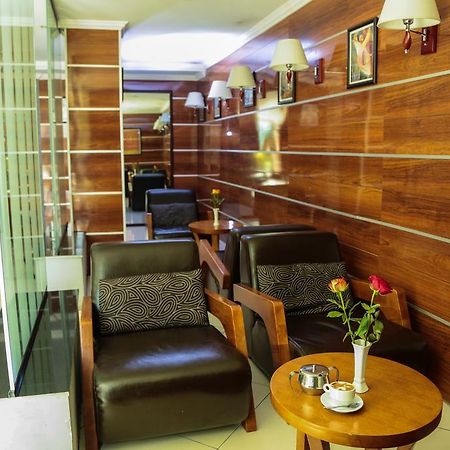 Empire Addis International Hotel Bagian luar foto