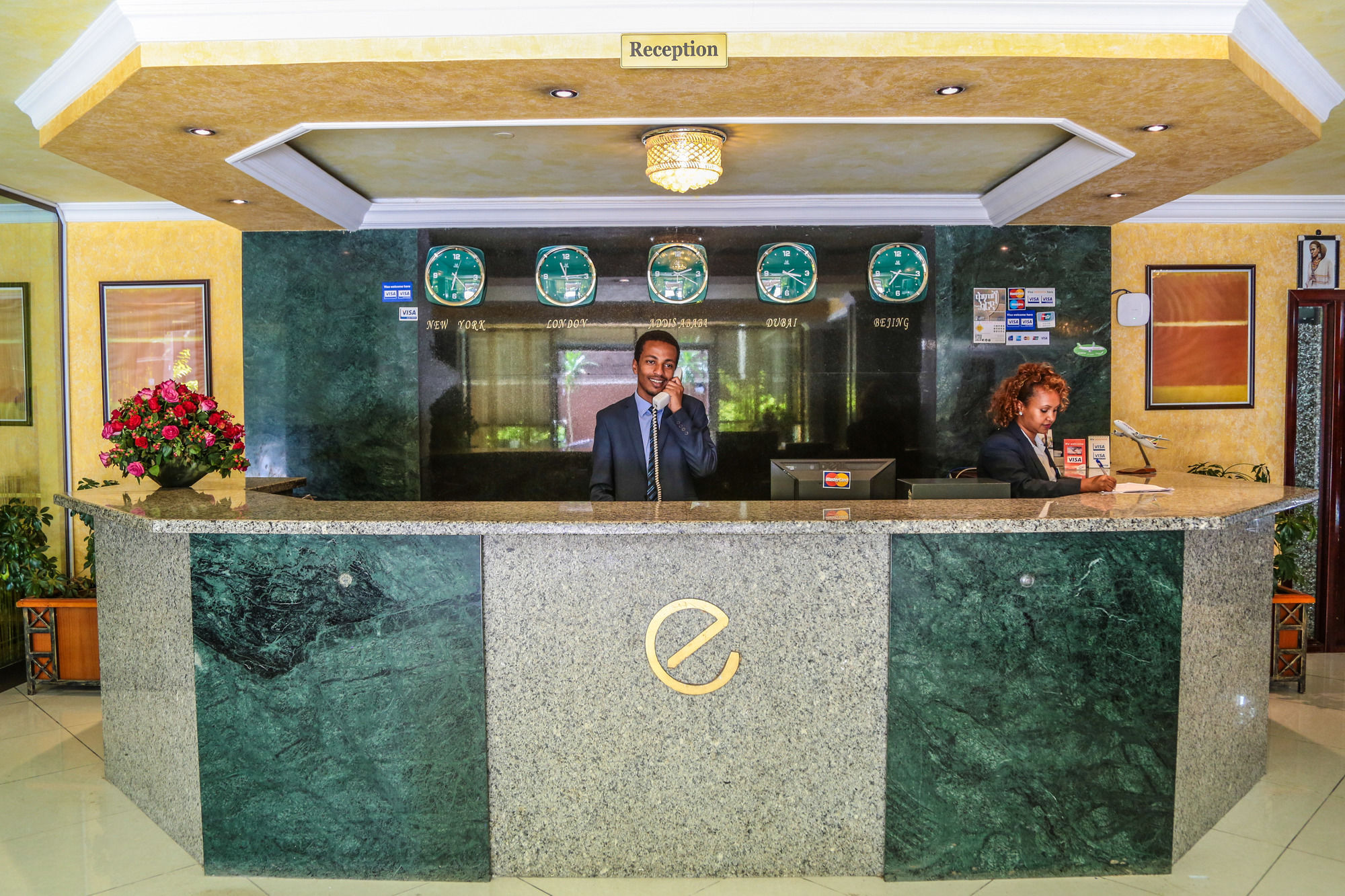 Empire Addis International Hotel Bagian luar foto